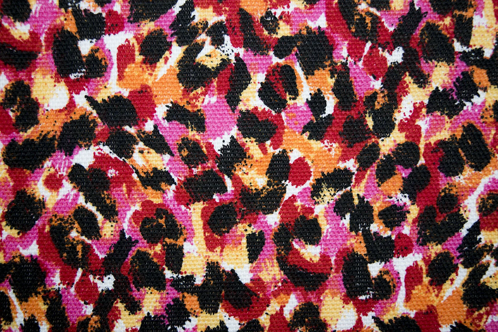 198_48993_blackRedOrange