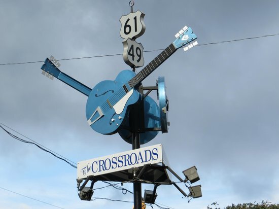 US Route 61: The Blues Highway ´24 The-crossroad