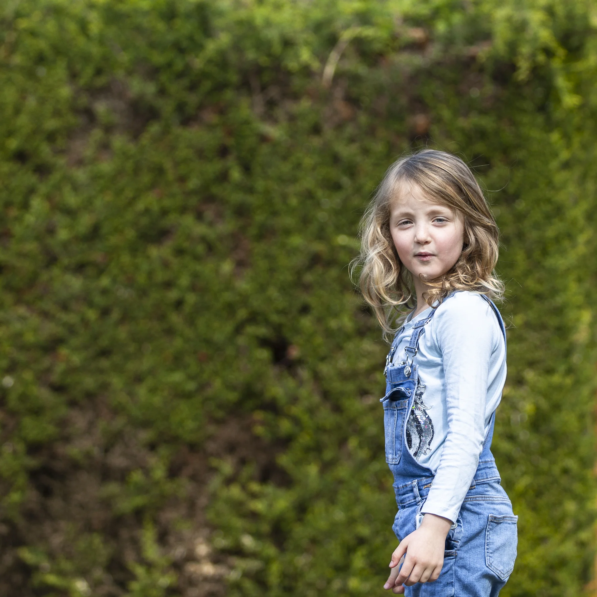 Robyn & Sophia 2019-7361-2.jpg