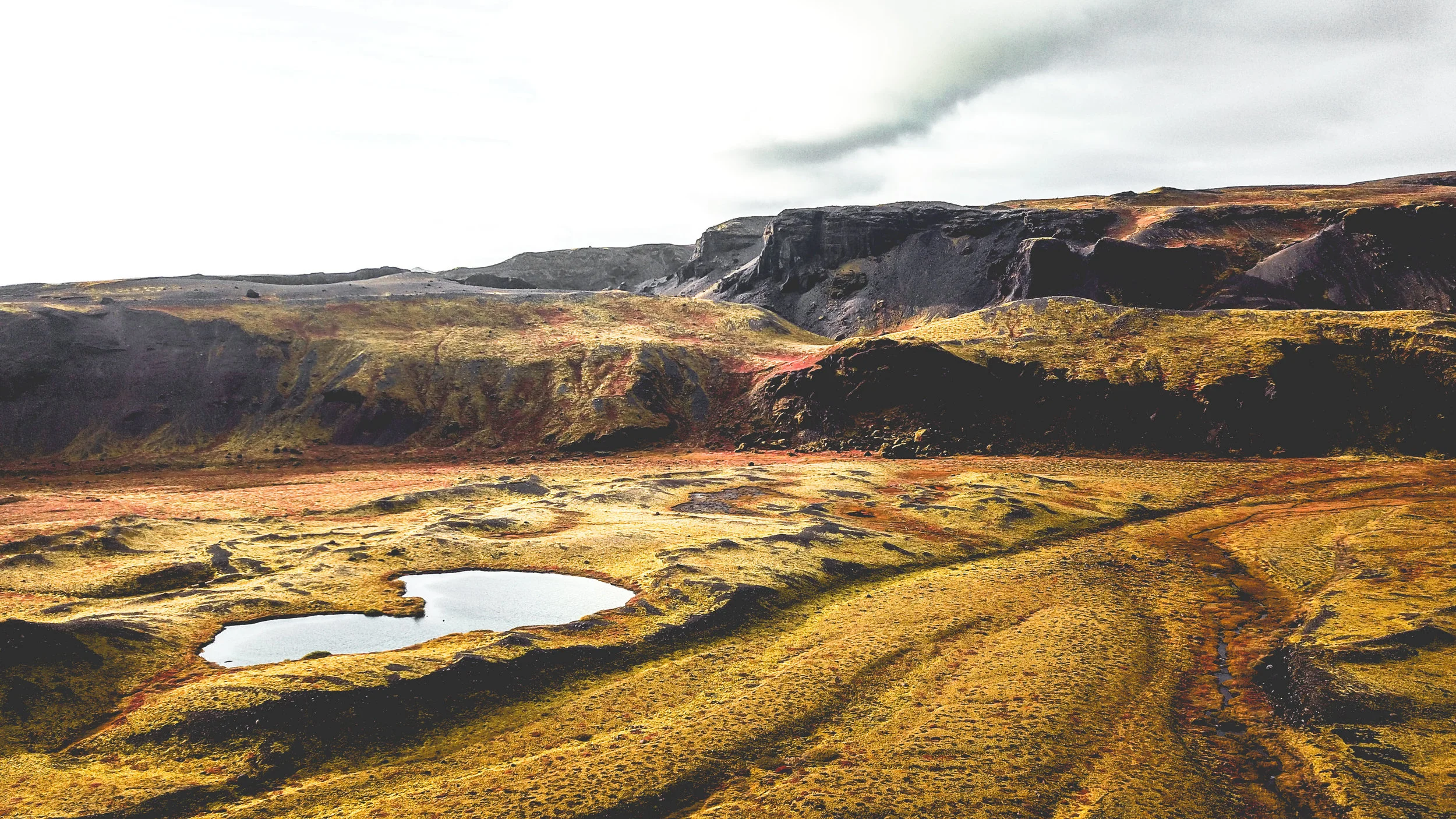 iceland _drone_sfc_09191769.jpg