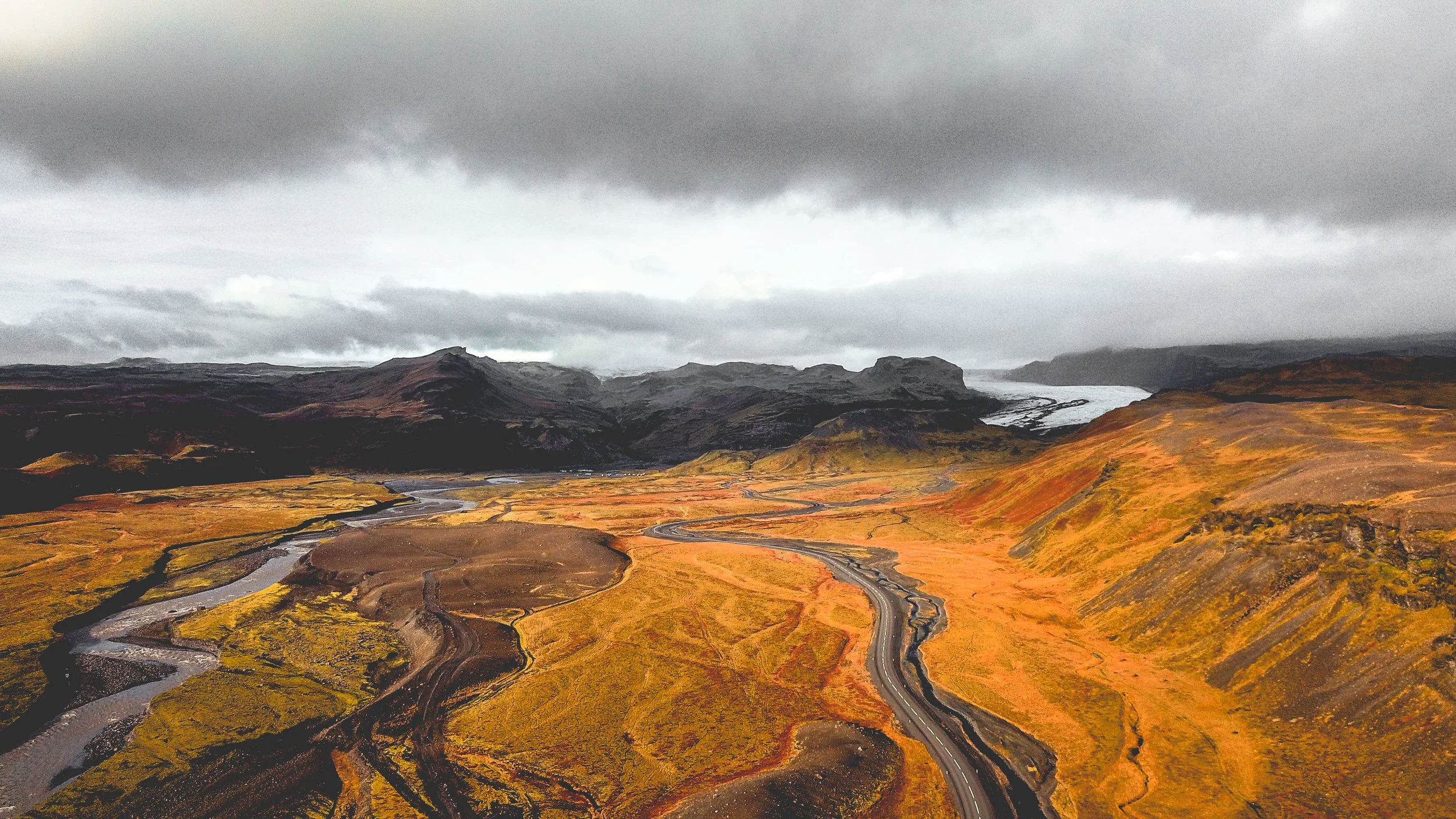 iceland _drone_sfc_09191700.jpg