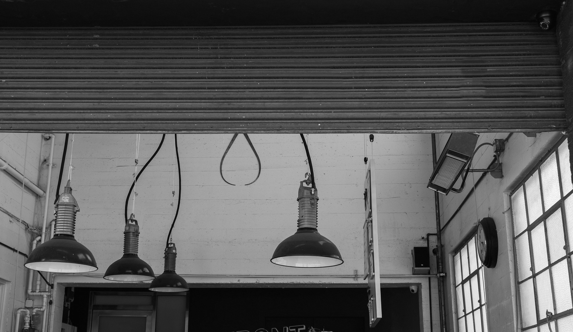 lamps-1030901_1920B.png