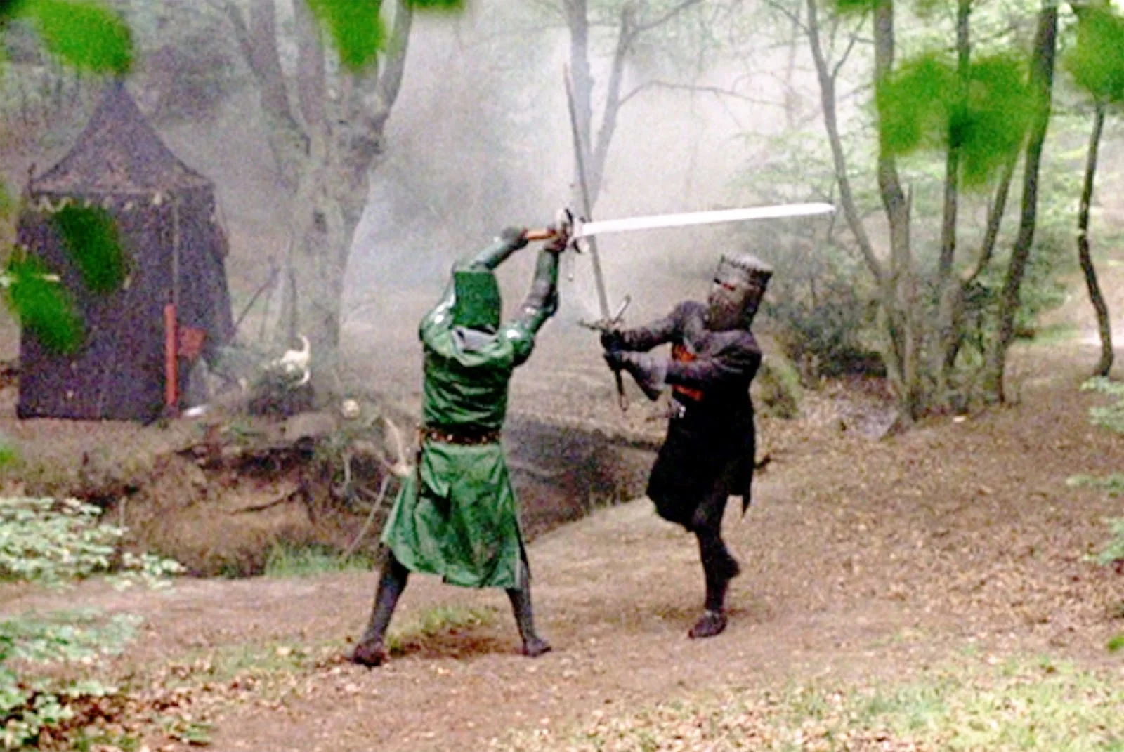 MontyPythonHolyGrail_048Pyxurz.jpg