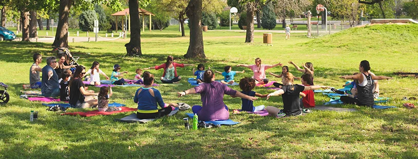 family_yoga.jpg