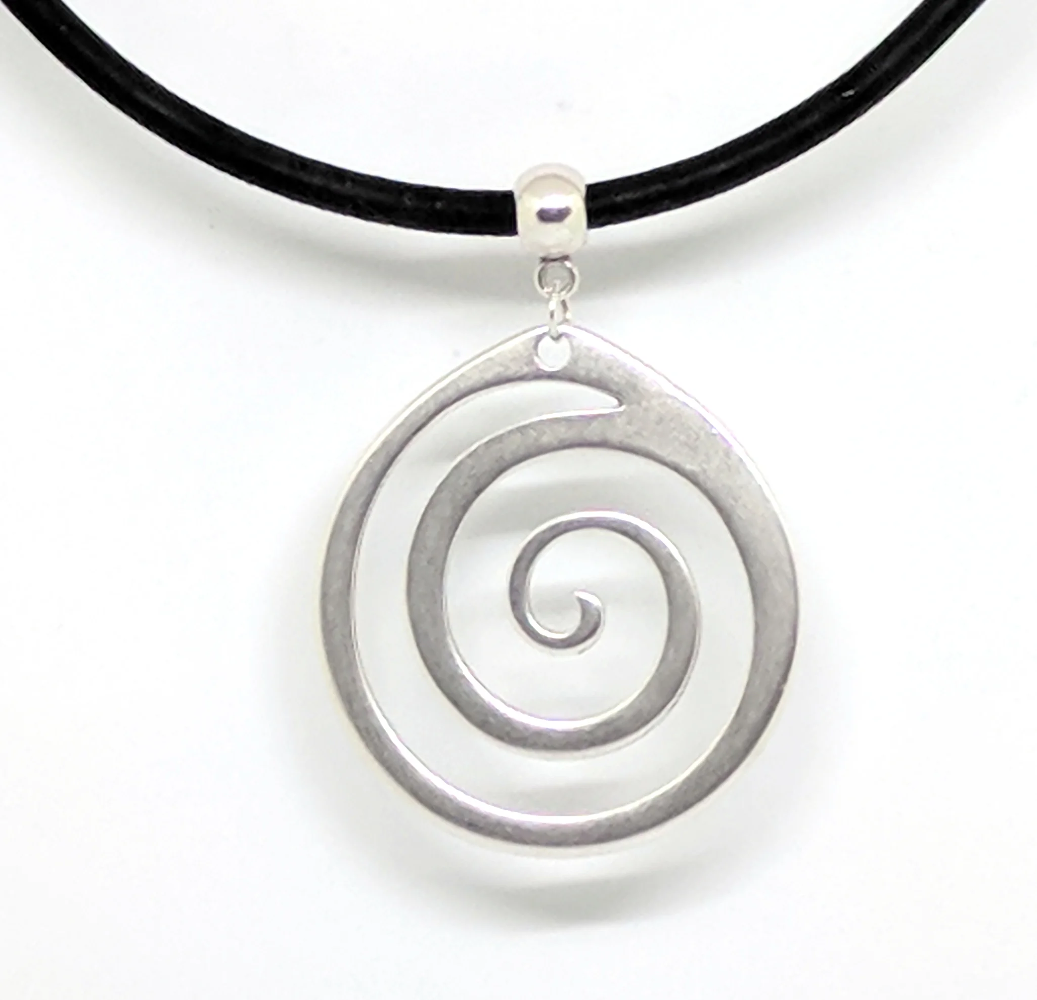 N large swirl.jpg