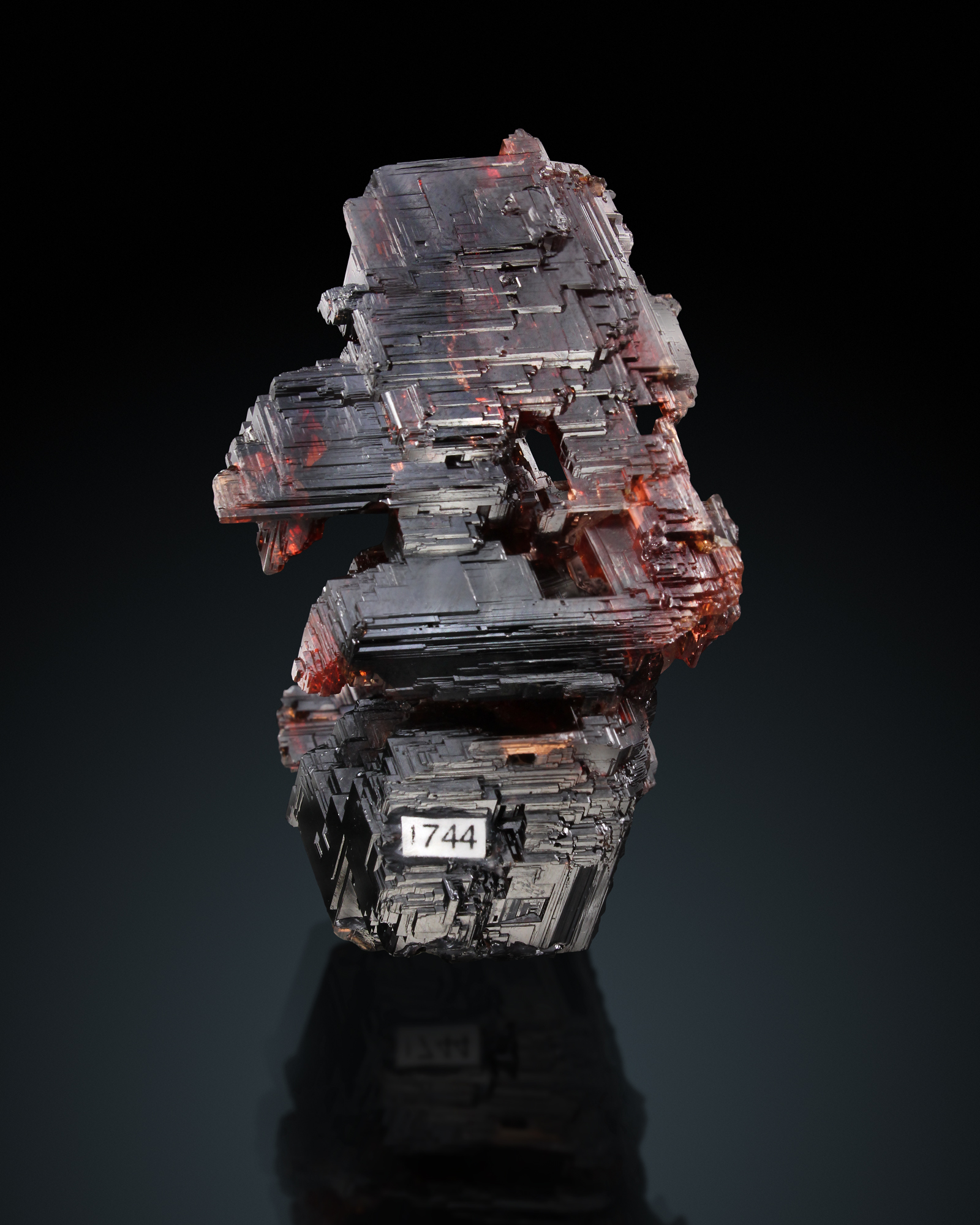 SPESSARTINE GARNET - Nevagador Mine, Minas Gerais, Brazil -Private collection