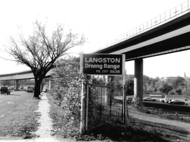 Langston Golf Course, 2600 Benning Rd NE. n.d. Photographer unknown. Courtesy National Register of Historic Places. Retrieved from Wikipedia, 20 August 2018.