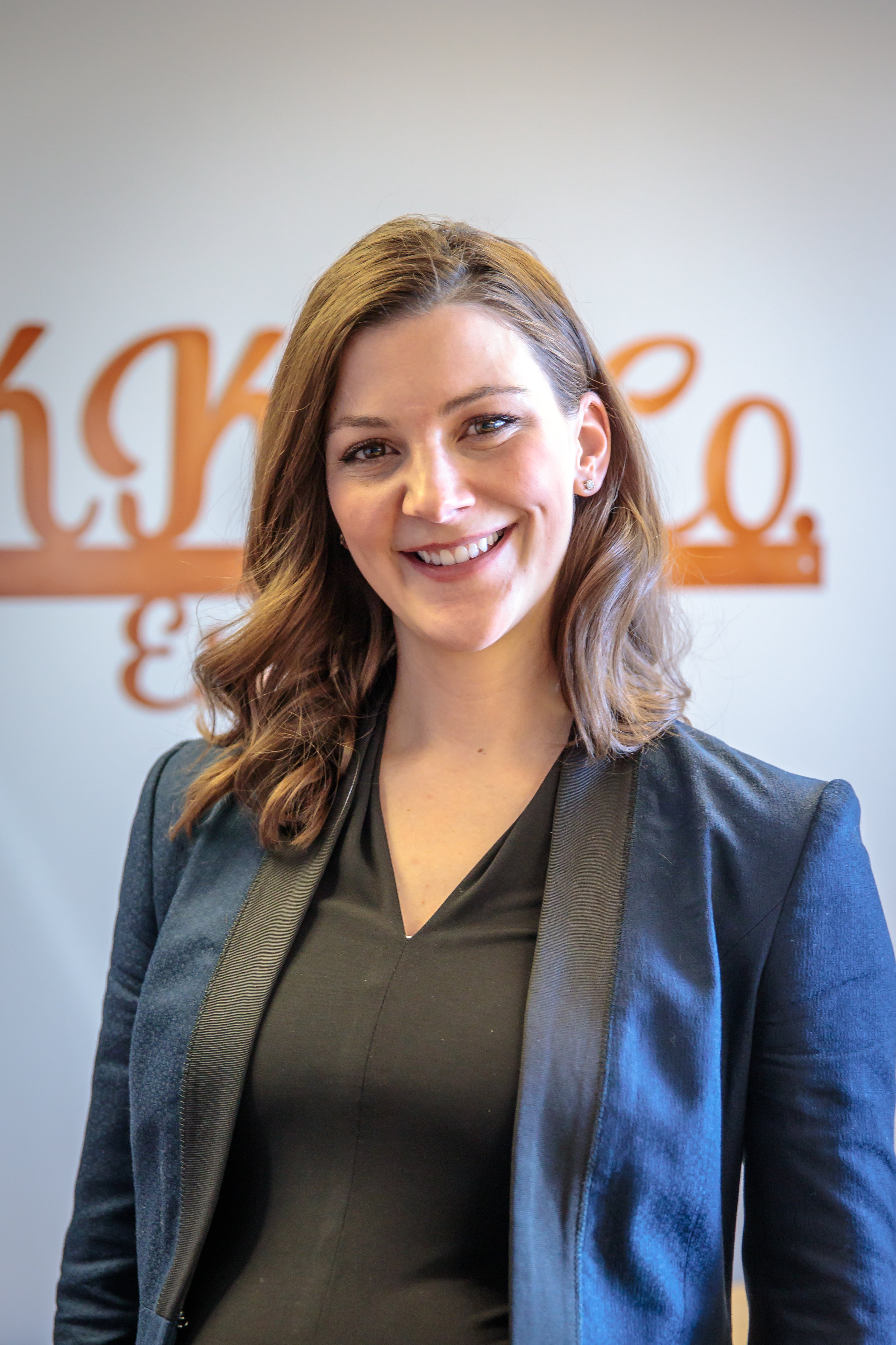 MELISSA WOLF HEADSHOT.jpg