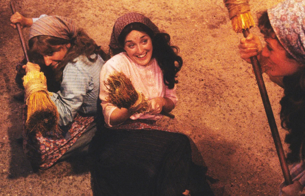 85_Fiddler_Deborah_2.jpg