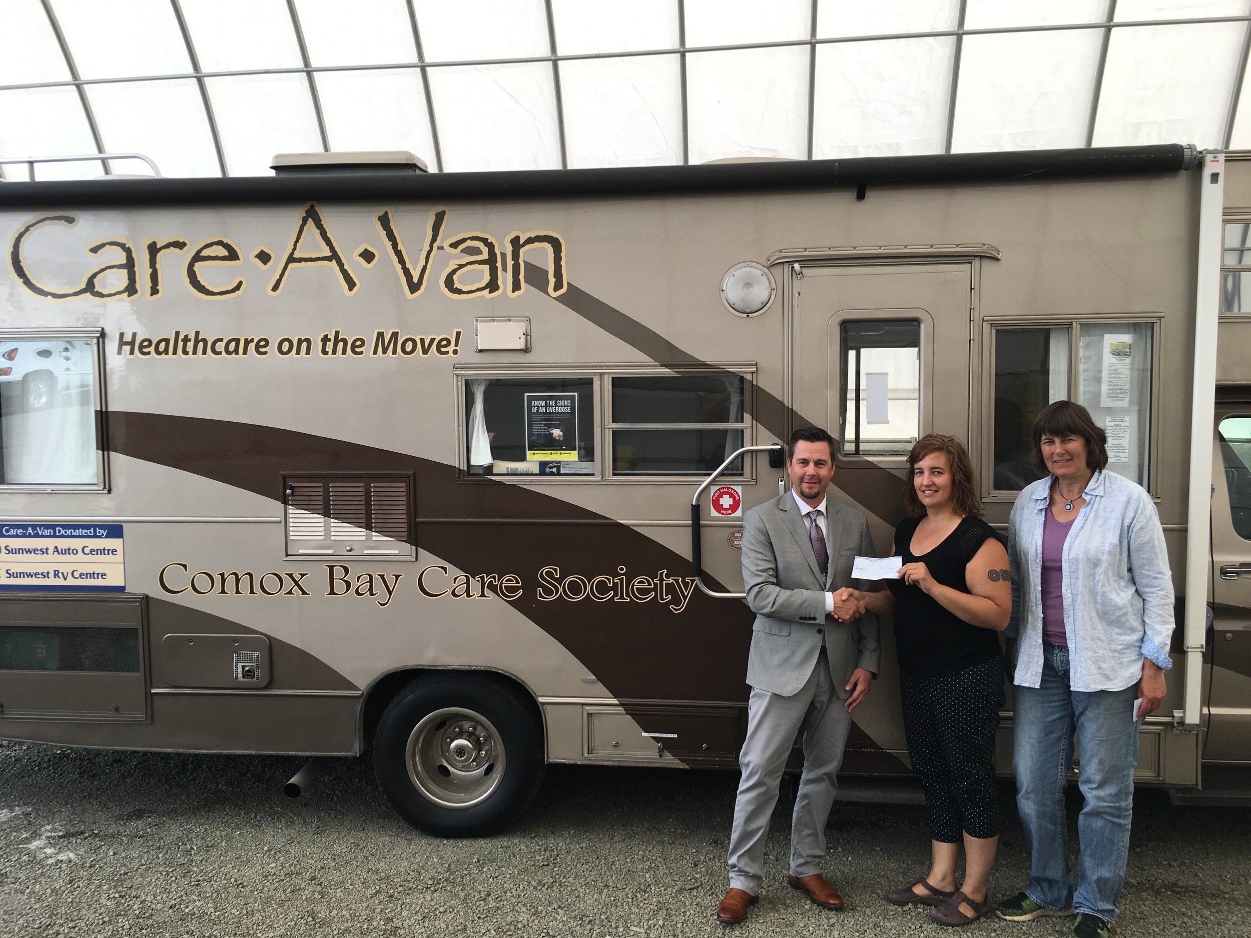 Comox Rotary Donates $10,000 to Comox Valley Care-A-Van