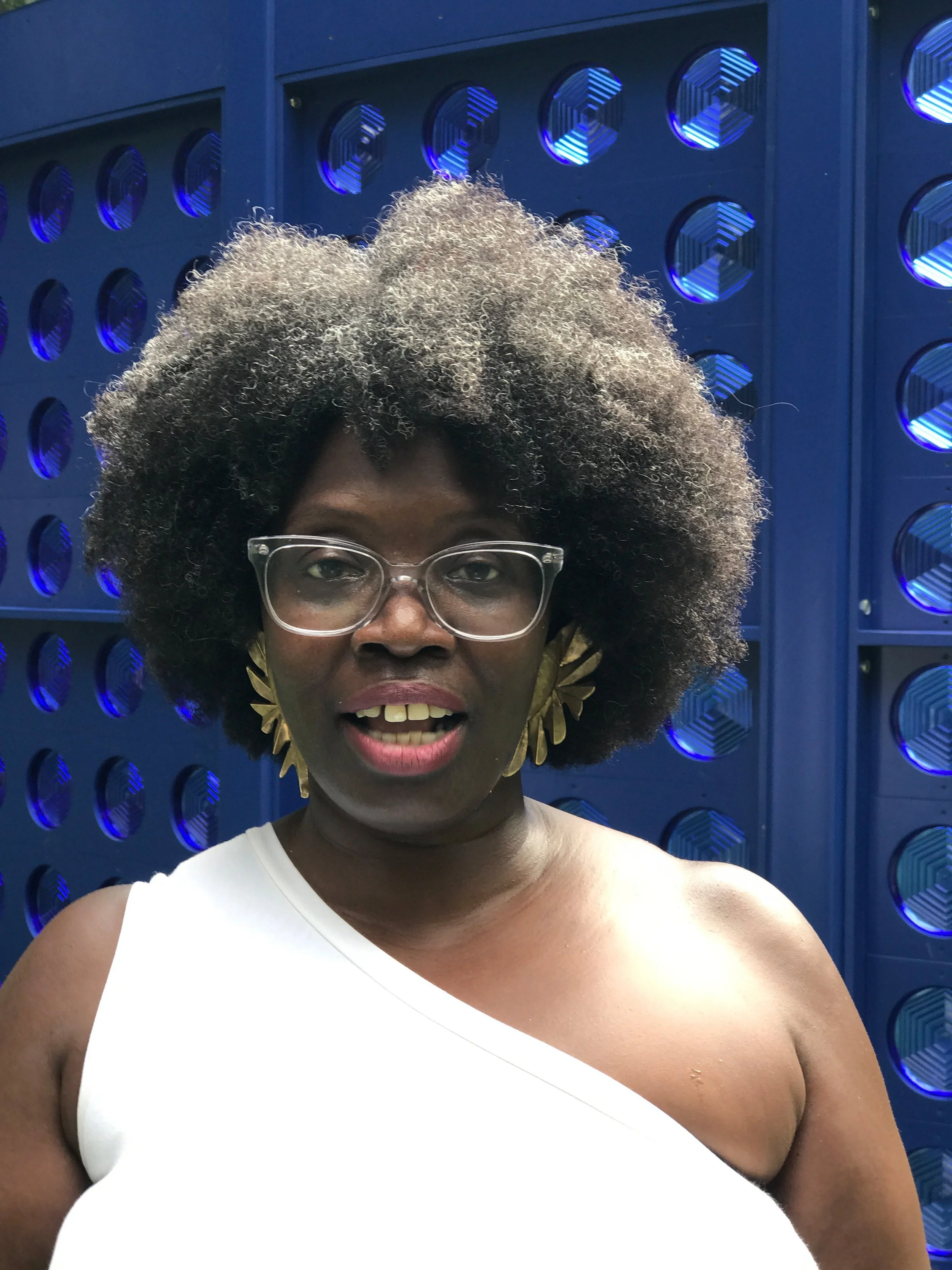 Shalewa Mackall (POET)