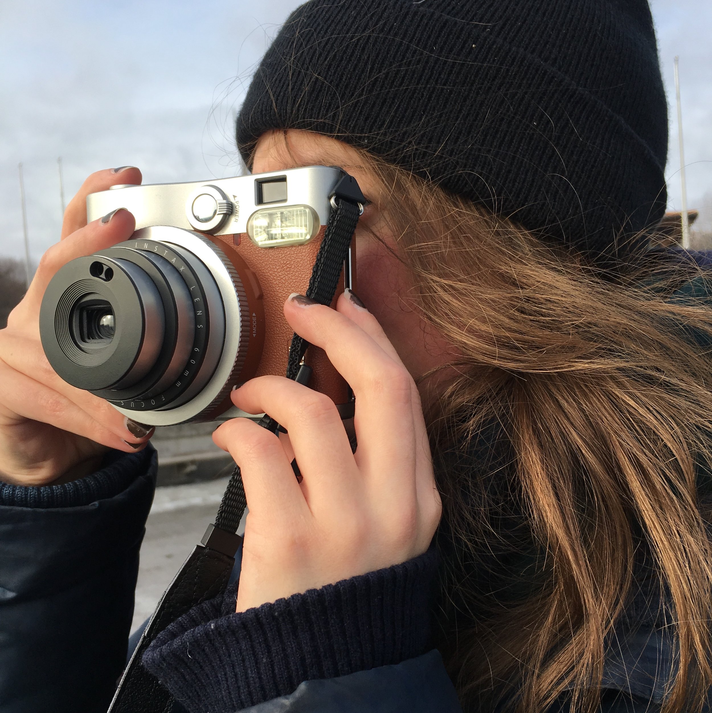 Melanie Cuccioli (FILMMAKER)