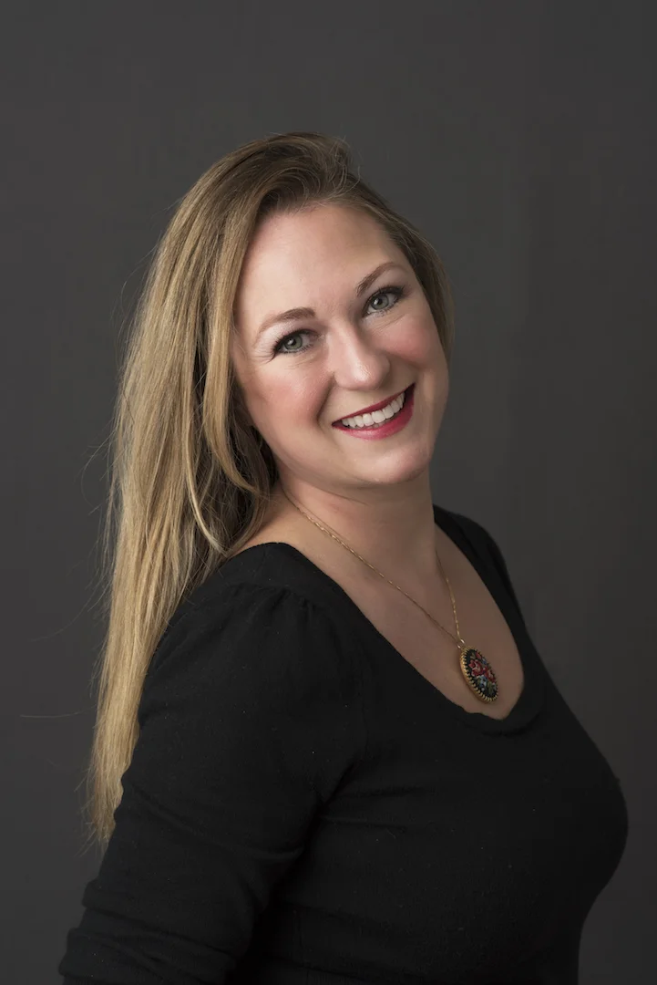 Amanda Chiado (POET)