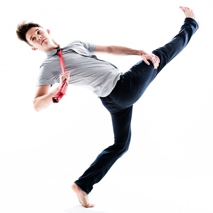 Brandon Cournay is originally from Walled Lake, Michigan and received his BFA from The Juilliard School. As a freelance artist, Cournay has performed in the Radio City Christmas Spectacular and with the Mark Morris Dance Group, Metropolitan Opera Ballet, New York Theatre Ballet, The Chase Brock Experience, Schoen Movement Company, Dance Heginbotham, and Morphoses. TV/Film/industrial credits include PBS’ Great Performances , Musical Chairs (HBO), Puma, Sesame Street , and Target. He has been the Associate Choreographer for My Fair Lady (Bay Street), The Wildness (Off-Broadway), Coriolanus (Off-Broadway), and I Am Anne Hutchinson/I Am Harvey Milk . After dancing with the company for seven years, Cournay continued on to become Associate Artistic Director of KEIGWIN + COMPANY. He joined MMDG as an apprentice in 2018.