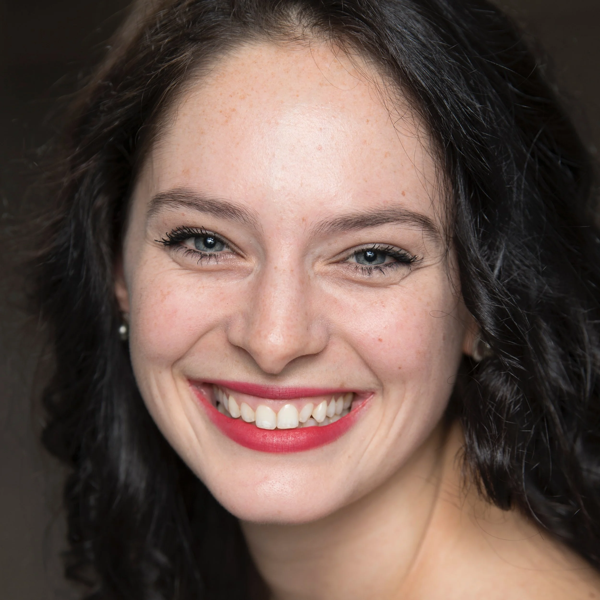 Ramona Kelley is from Berkeley, CA where she began her training at Berkeley Ballet Theater. She went on to earn a BFA in dance from New York University’s Tisch School of the Arts where she performed in works by William Forsyth and Ronald K Brown. Ramona danced the principal role of ‘Betsy’ in the touring production of Twyla Tharp’s Come Fly Away and went on to dance with the Tharp company creating new roles in addition to performing repertory works. She is a principal guest artist with Oakland Ballet where she has danced works by Graham Lustig, Jose Limon, and Robert Moses. Ramona has also performed with Minnesota Dance Theatre, Cherylyn Lavagnino Dance, Claudia Schreier and Co, Post:Ballet, Sidra Bell, and Phantom of the Opera (25th Anniversary Tour) among others. She has has taught master classes in Tharp technique across the country and is on the summer ballet faculty at NYU’s Tisch Dance.