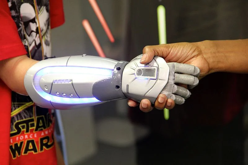Figure 2: Star Wars Bionic Hand. (Wikimedia Commons: 3D printed prosthetic hand made by Open Bionics in collaboration with ILM XLab, https://bit.ly/2vOSMrF)