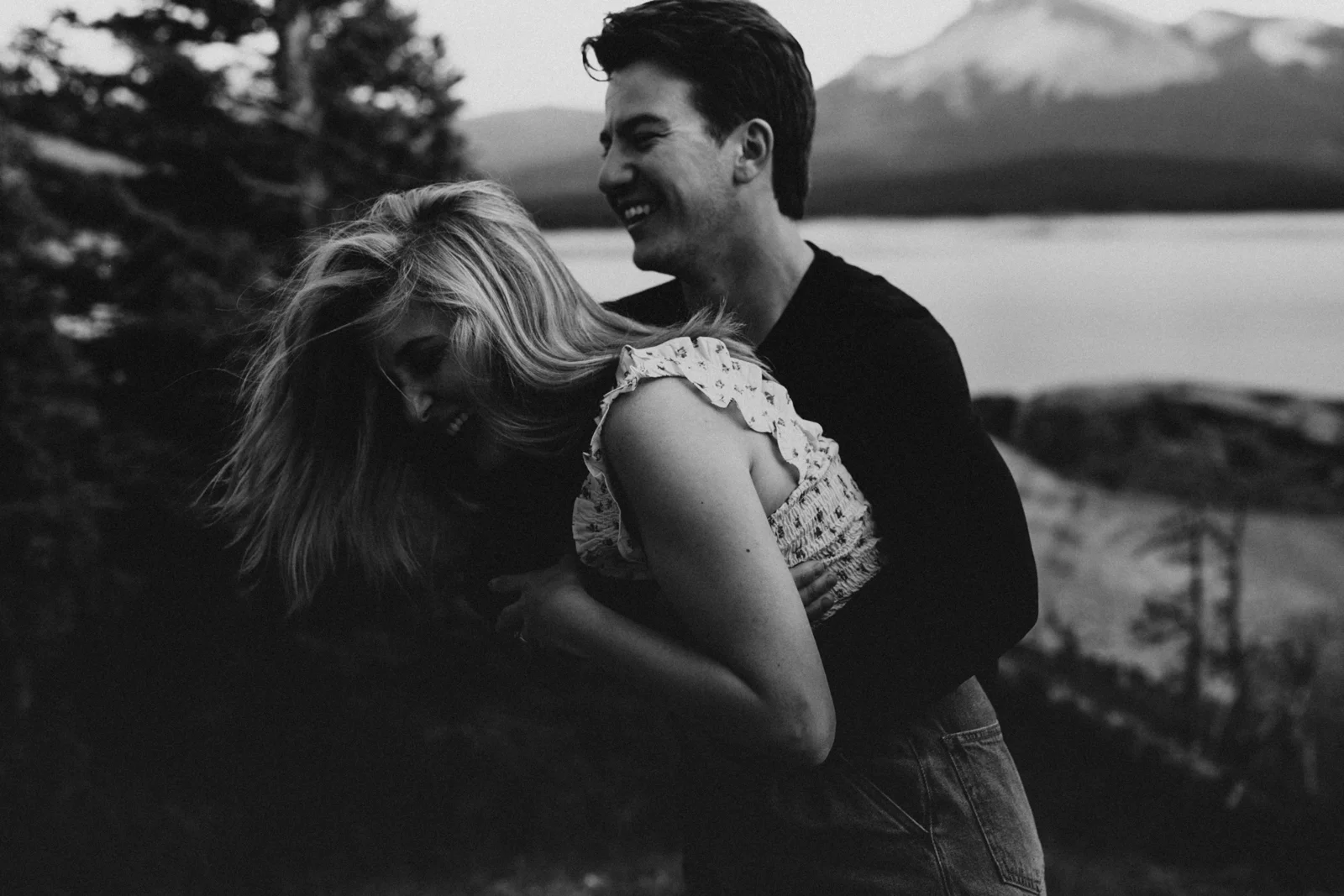 Canmore_Mountain_Engagement_Session-42.jpg