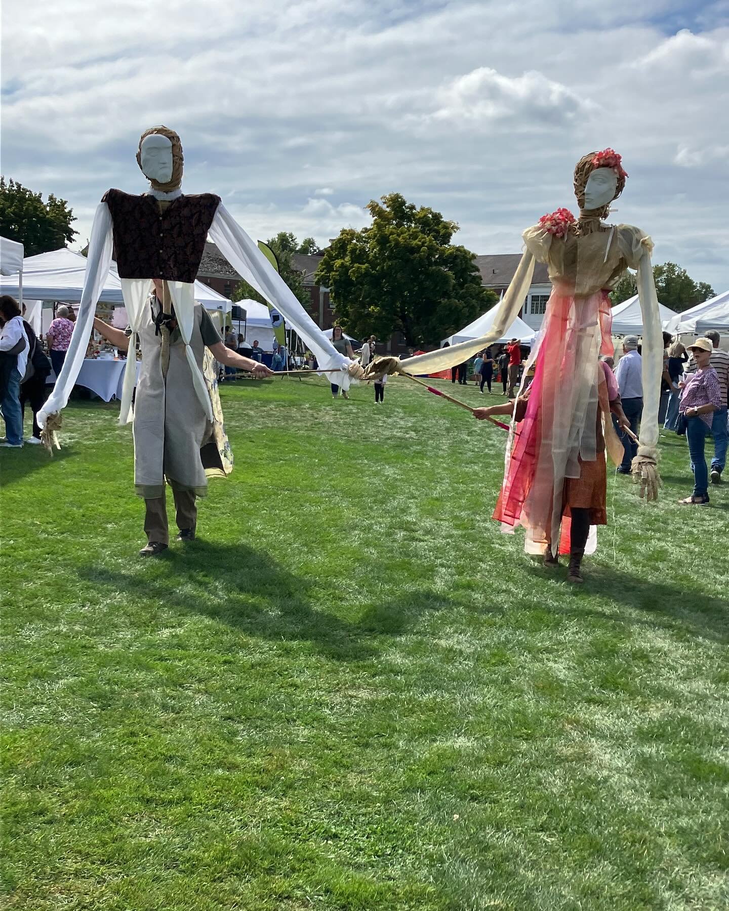 Take care of one another.  Hold hands.  Love each other.  Walk in the sun and speak your truth.  Be quiet.  Listen.  Hug.  Just be.

Throwback Thursday to #newtownartsfestival September 2024 when our giants Oberon &amp; Titania walk hand and hand thr