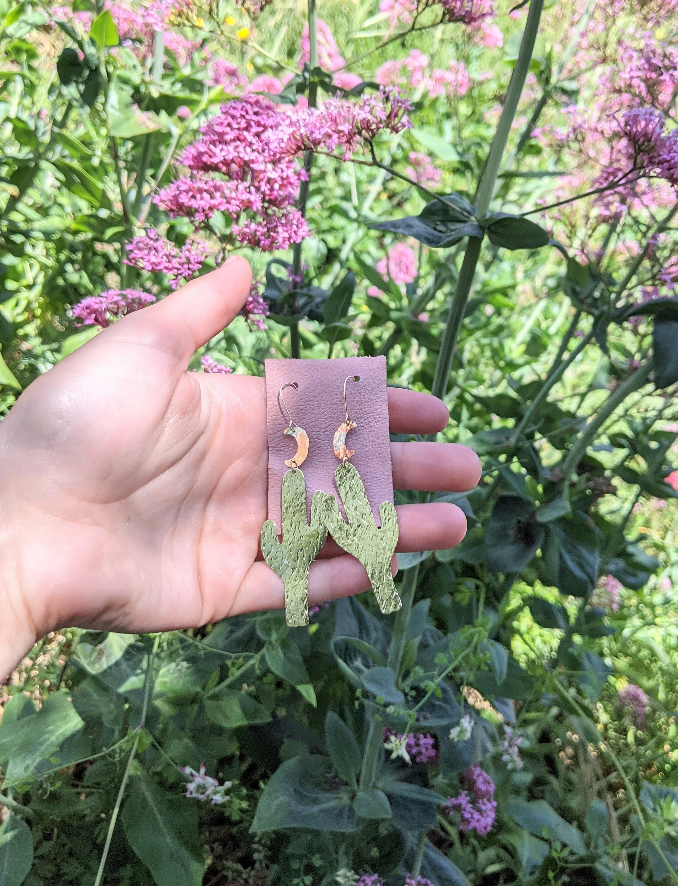 https://i.etsystatic.com/13631120/r/il/e099c1/3073695828/il_fullxfull.3073695828_durc.jpg