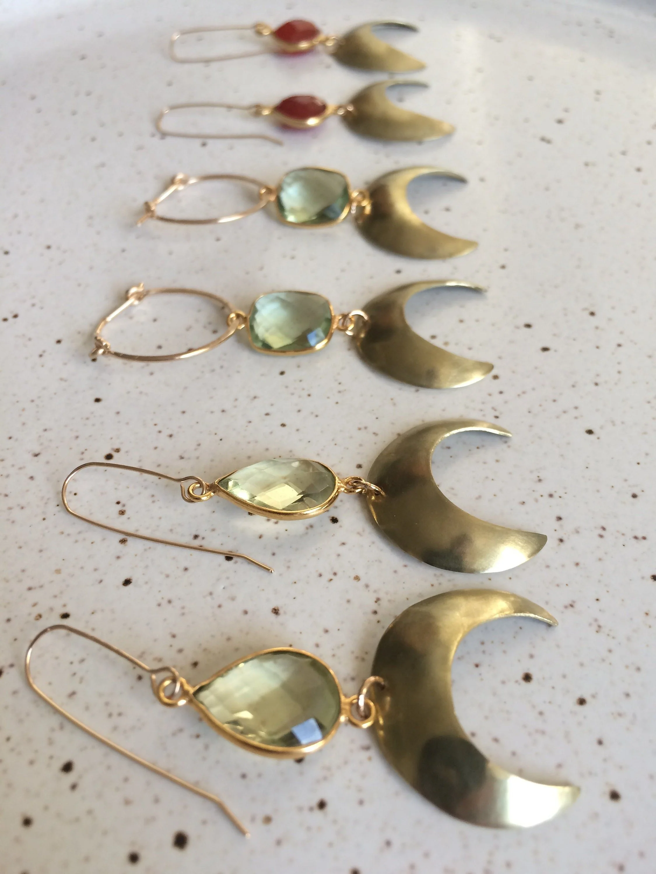 https://i.etsystatic.com/13631120/r/il/68f057/2717398858/il_fullxfull.2717398858_6m9r.jpg