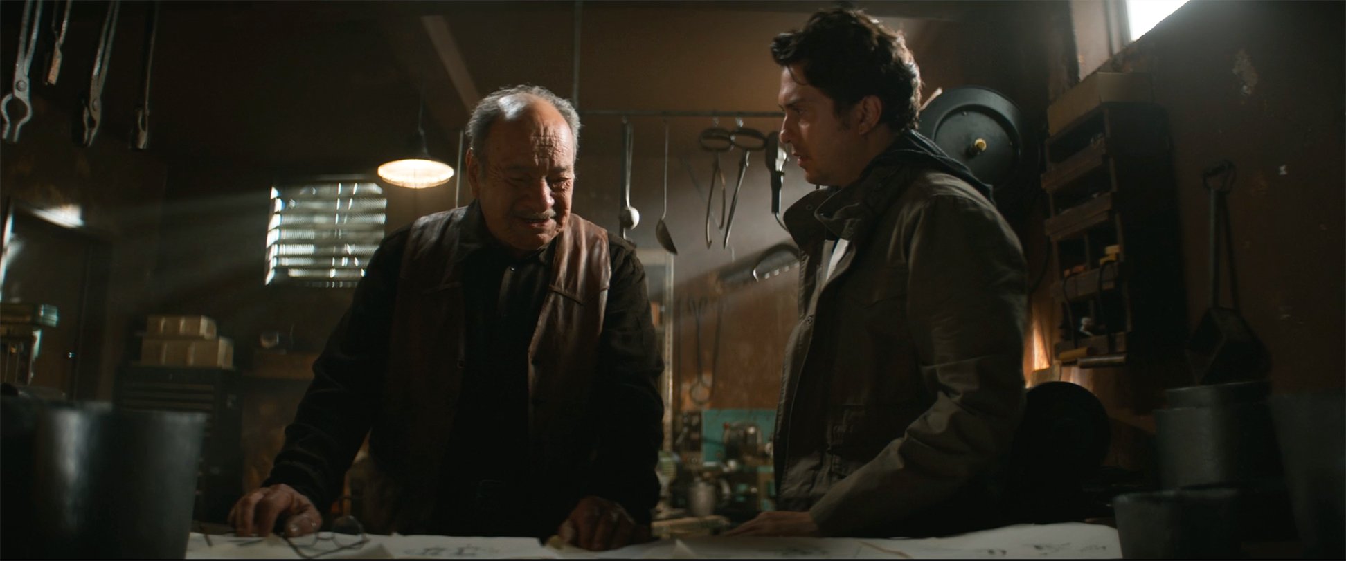 INT JEWELRY STORE - BACK ROOM