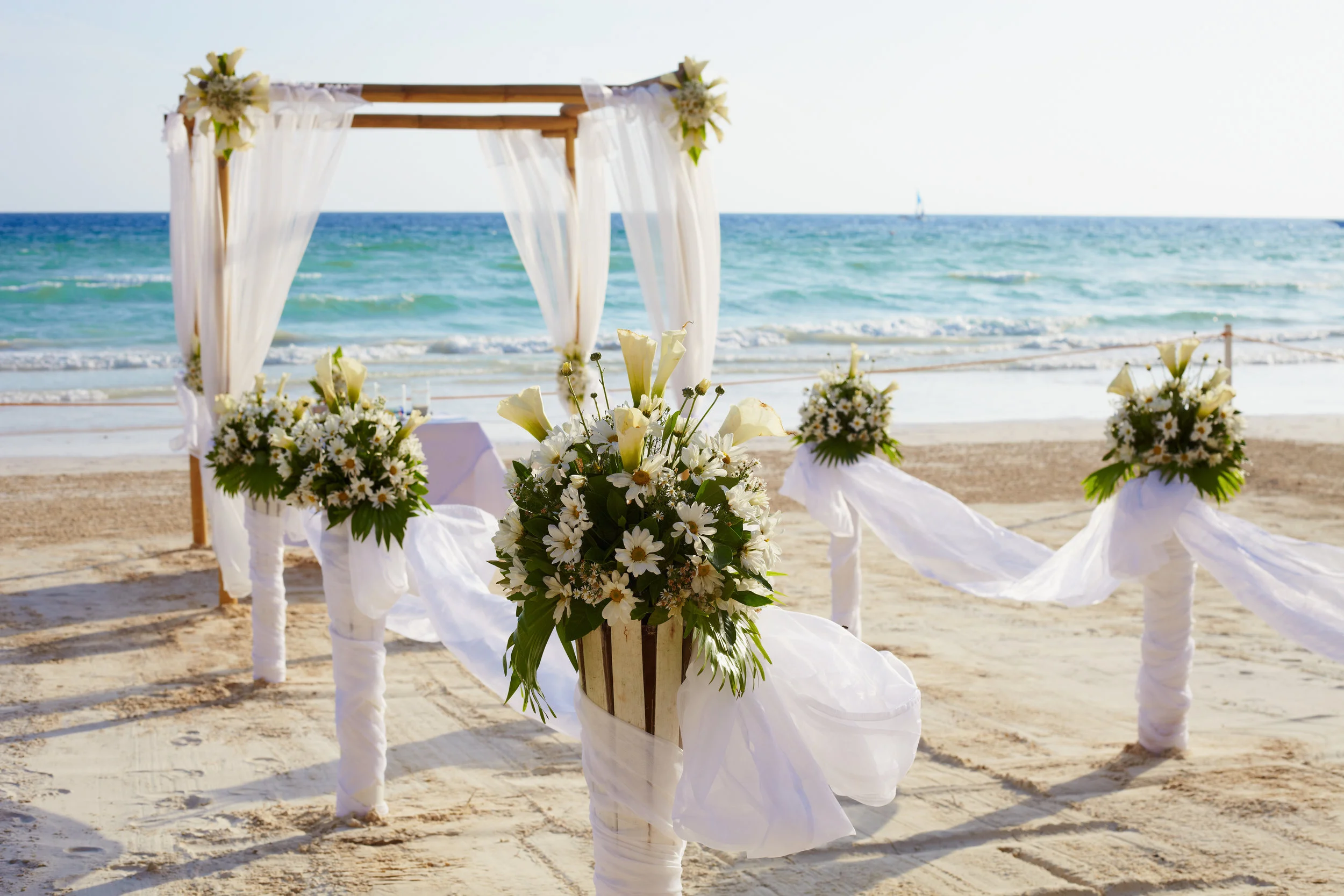 With plenty of romantic destinations to choose from...