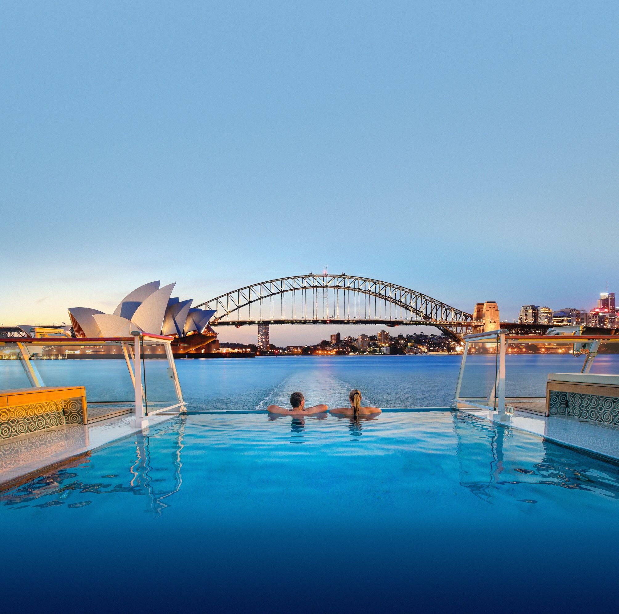 Sydney_Infinity_pool_tall_RED 2.jpg