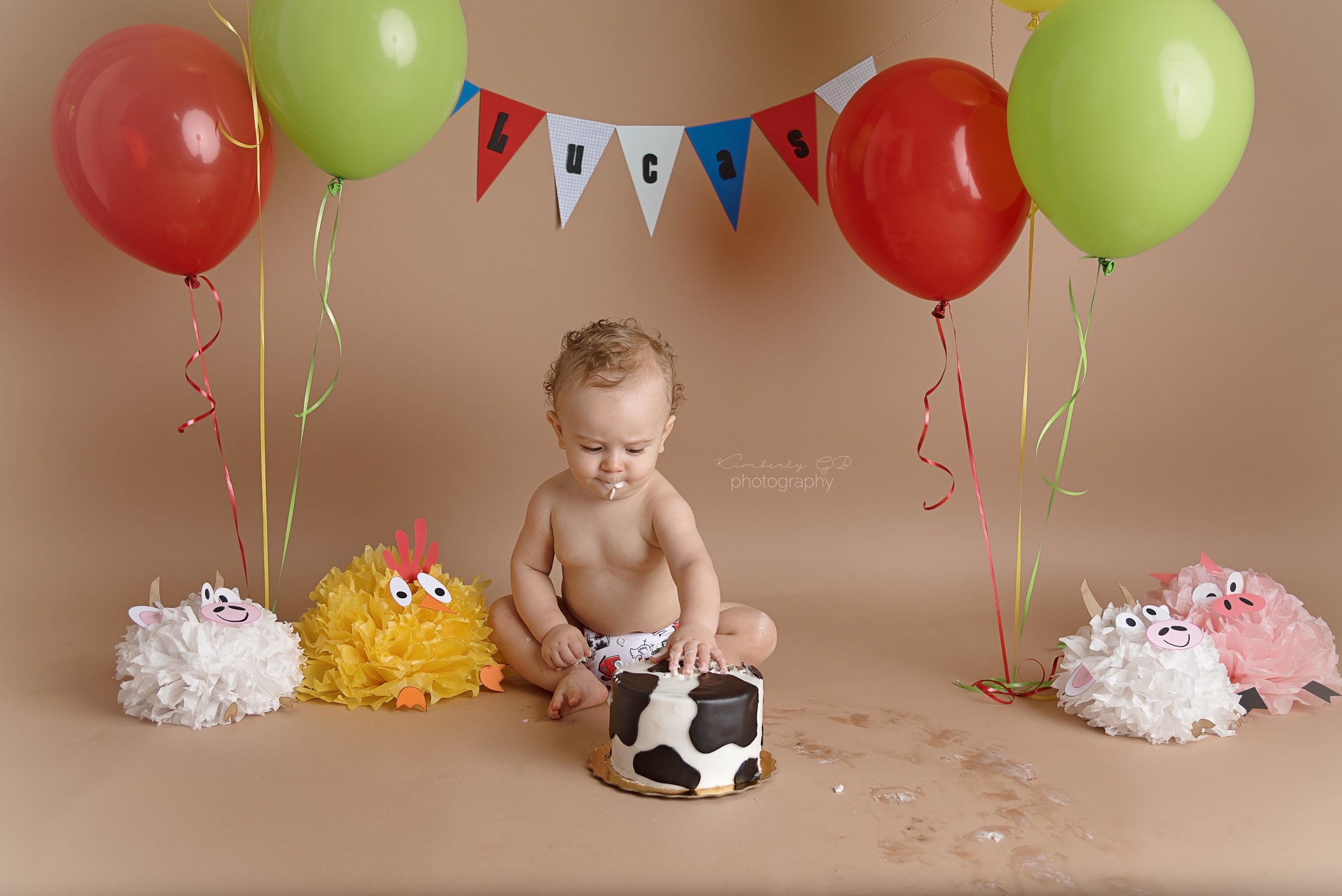 fotografia-de-ninos-primer-ano-anito-cake-smash-bizcocho-en-puerto-rico-kimberly-gb-photography-fotografa-05.jpg