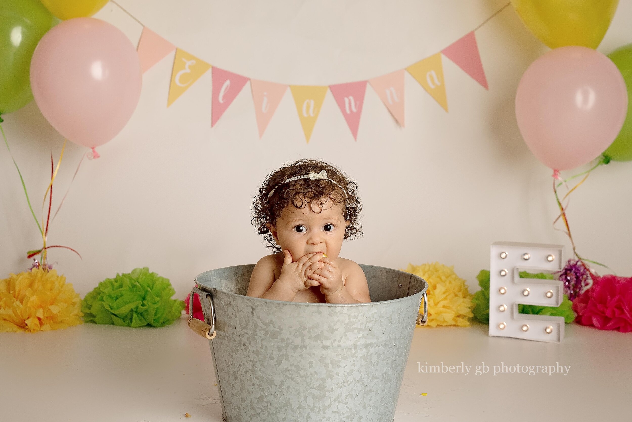 fotografia-de-ninos-primer-ano-anito-cake-smash-bizcocho-en-puerto-rico-kimberly-gb-photography-fotografa-339.jpg