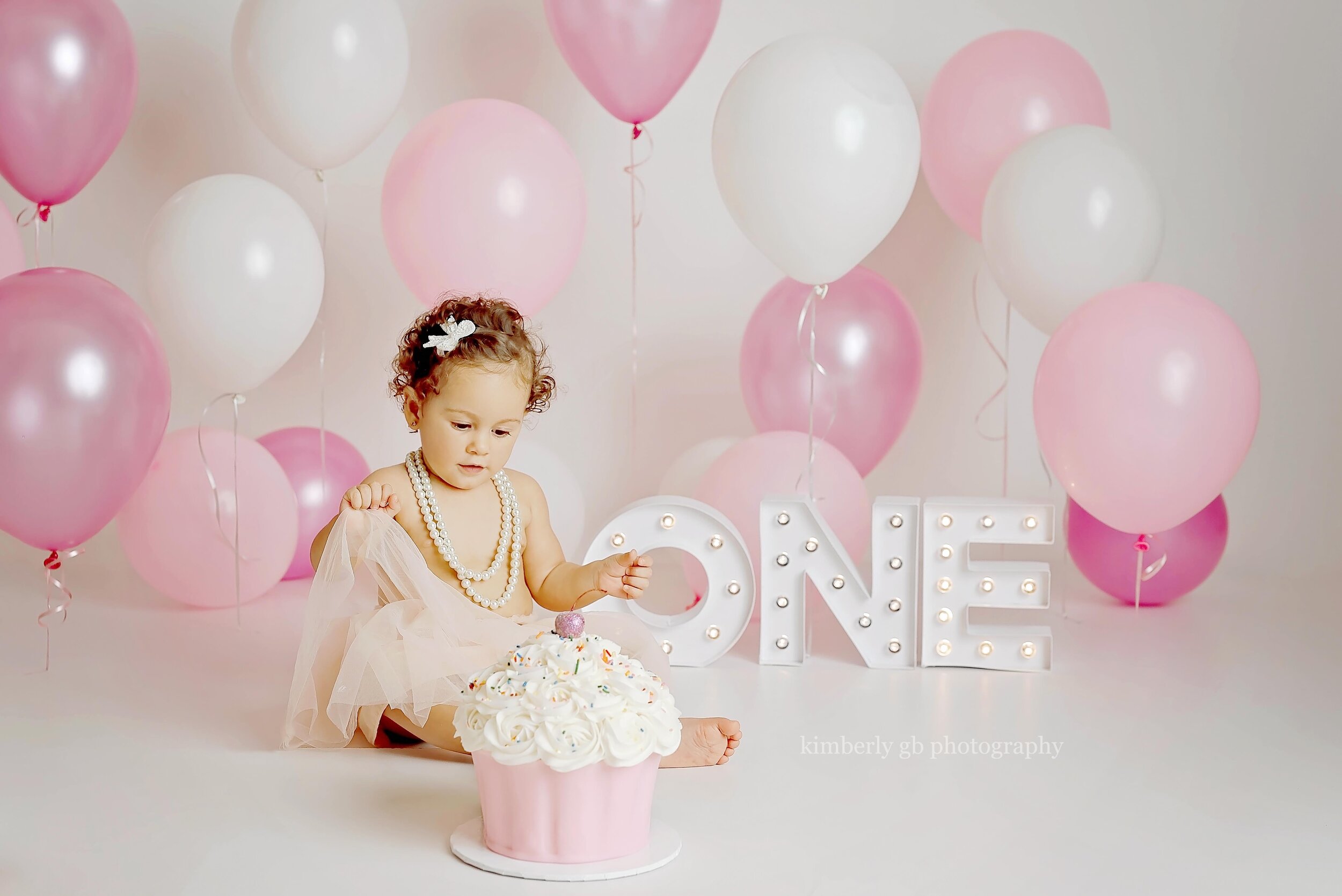 fotografia-de-ninos-primer-ano-anito-cake-smash-bizcocho-en-puerto-rico-kimberly-gb-photography-fotografa-351.jpg