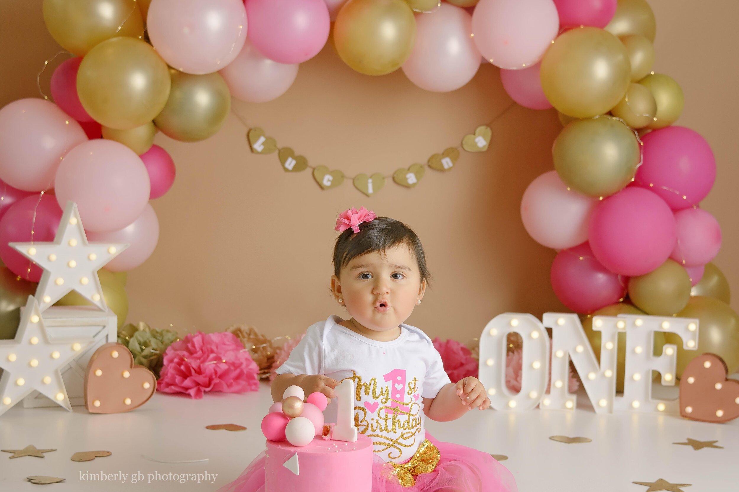 fotografia-de-ninos-primer-ano-anito-cake-smash-bizcocho-en-puerto-rico-kimberly-gb-photography-fotografa-374.jpg