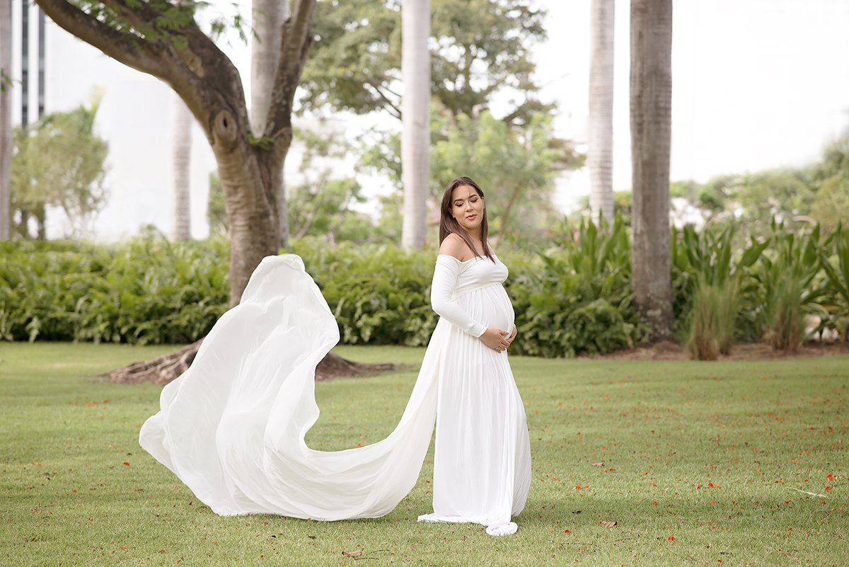 maternity-pregnancy-photographer-san-juan-puerto-rico--white-dress-gown-long-sleeve-fotografa-maternidad-embarazo-04.jpg