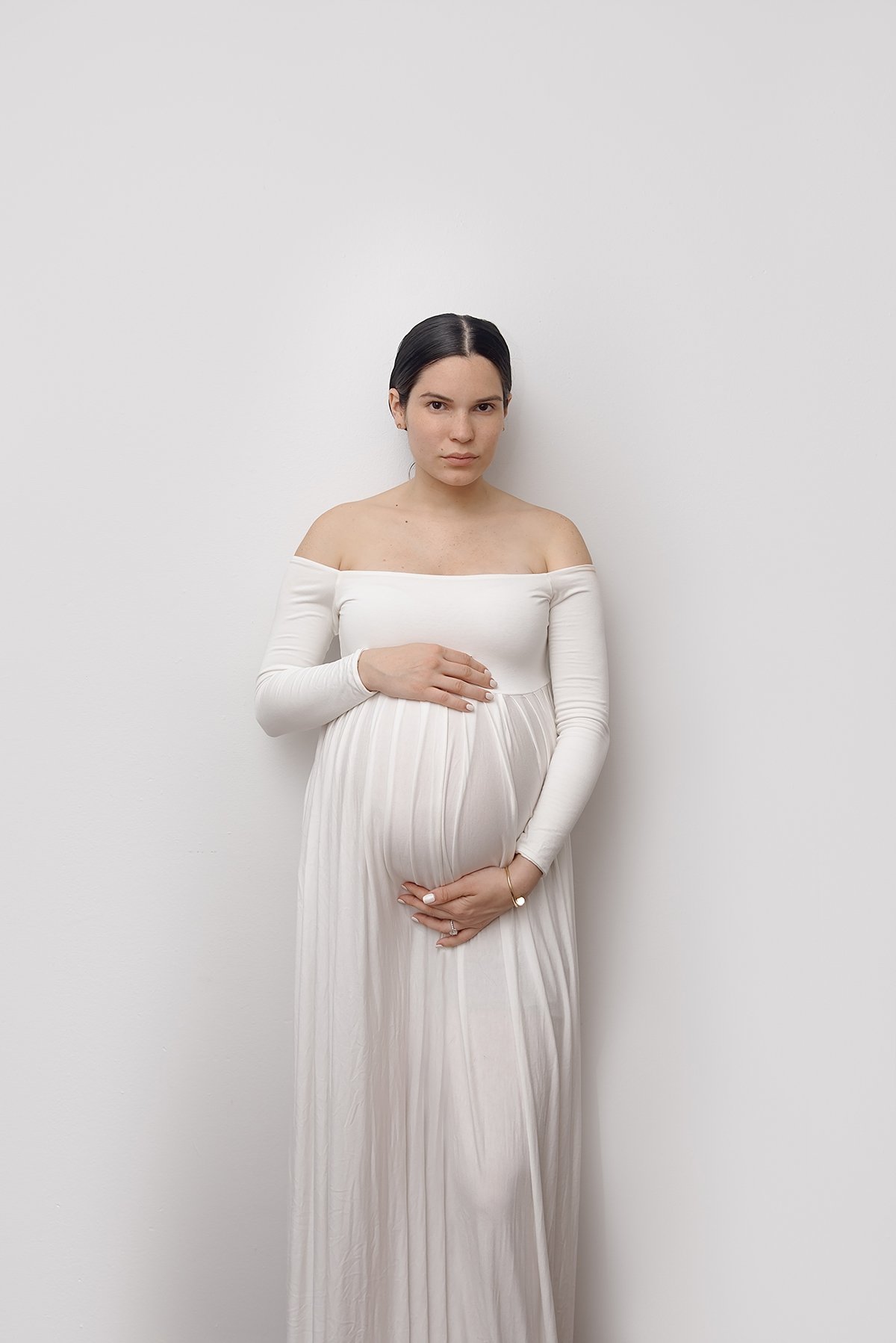 maternity-pregnancy-photographer-san-juan-puerto-rico--white-dress-gown-long-sleeve-fotografa-maternidad-embarazo-10.jpg