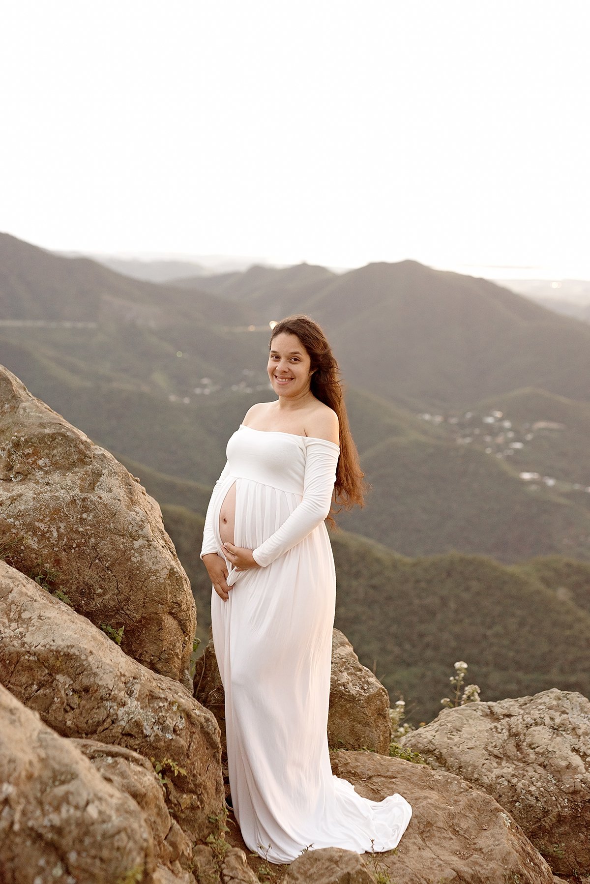 maternity-pregnancy-photographer-san-juan-puerto-rico--white-dress-gown-long-sleeve-fotografa-maternidad-embarazo-12.jpg