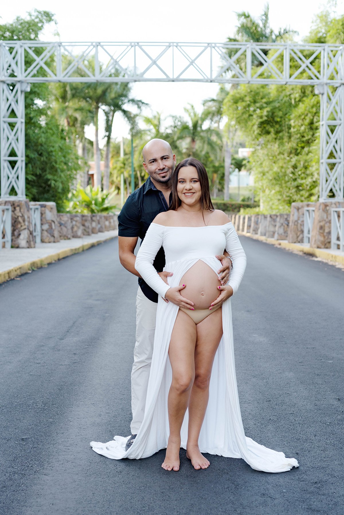 maternity-pregnancy-photographer-san-juan-puerto-rico--white-dress-gown-long-sleeve-fotografa-maternidad-embarazo-17.jpg