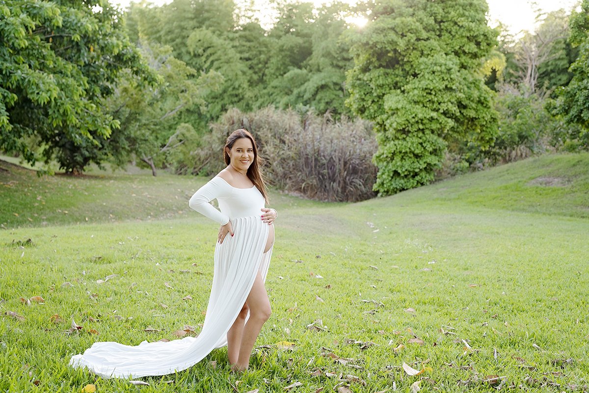 maternity-pregnancy-photographer-san-juan-puerto-rico--white-dress-gown-long-sleeve-fotografa-maternidad-embarazo-19.jpg