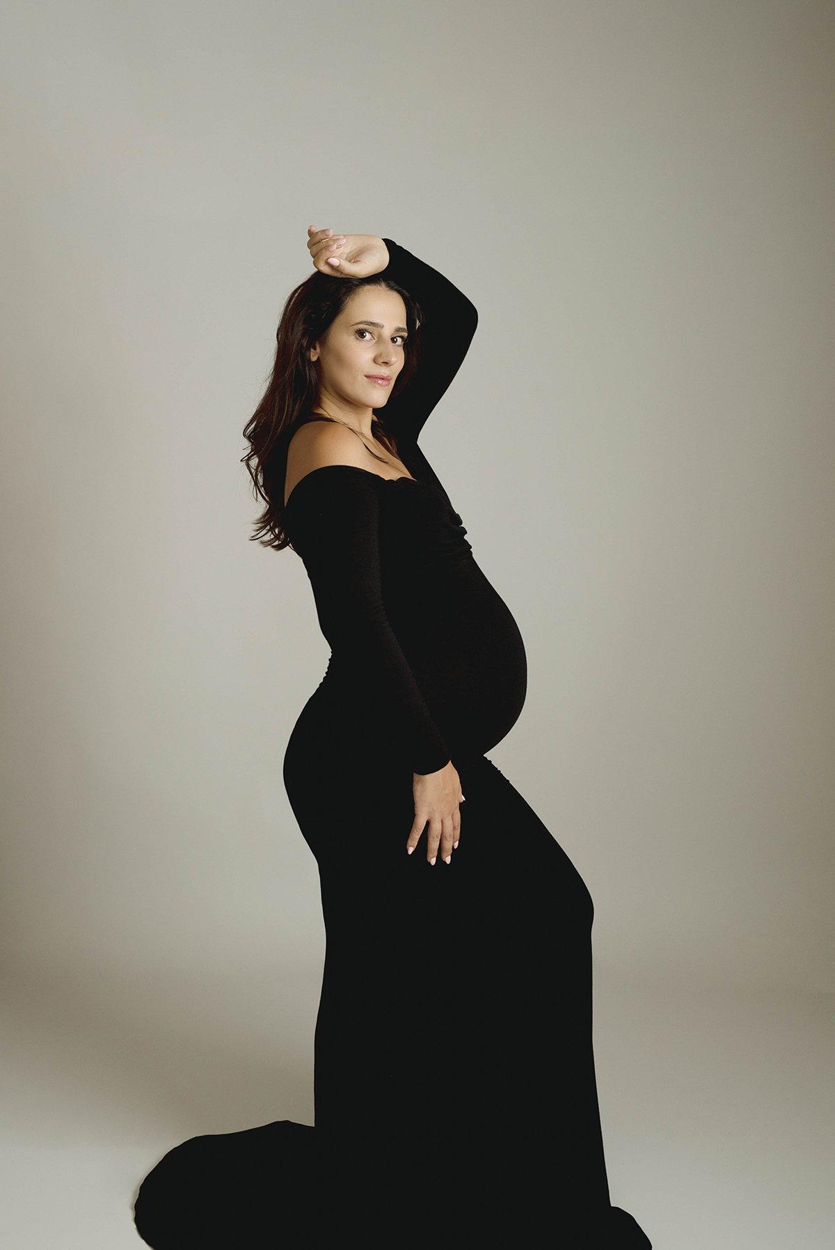 maternity-pregnancy-photographer-san-juan-puerto-rico-black-dress-gown-long-sleeve-fotografa-maternidad-embarazo-05.jpg