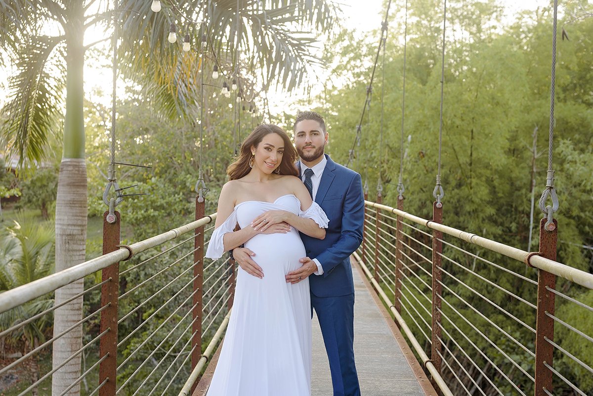 maternity-pregnancy-photographer-san-juan-puerto-rico-white-dress-gown-droop-sleeve-fotografa-maternidad-embarazo-19.jpg