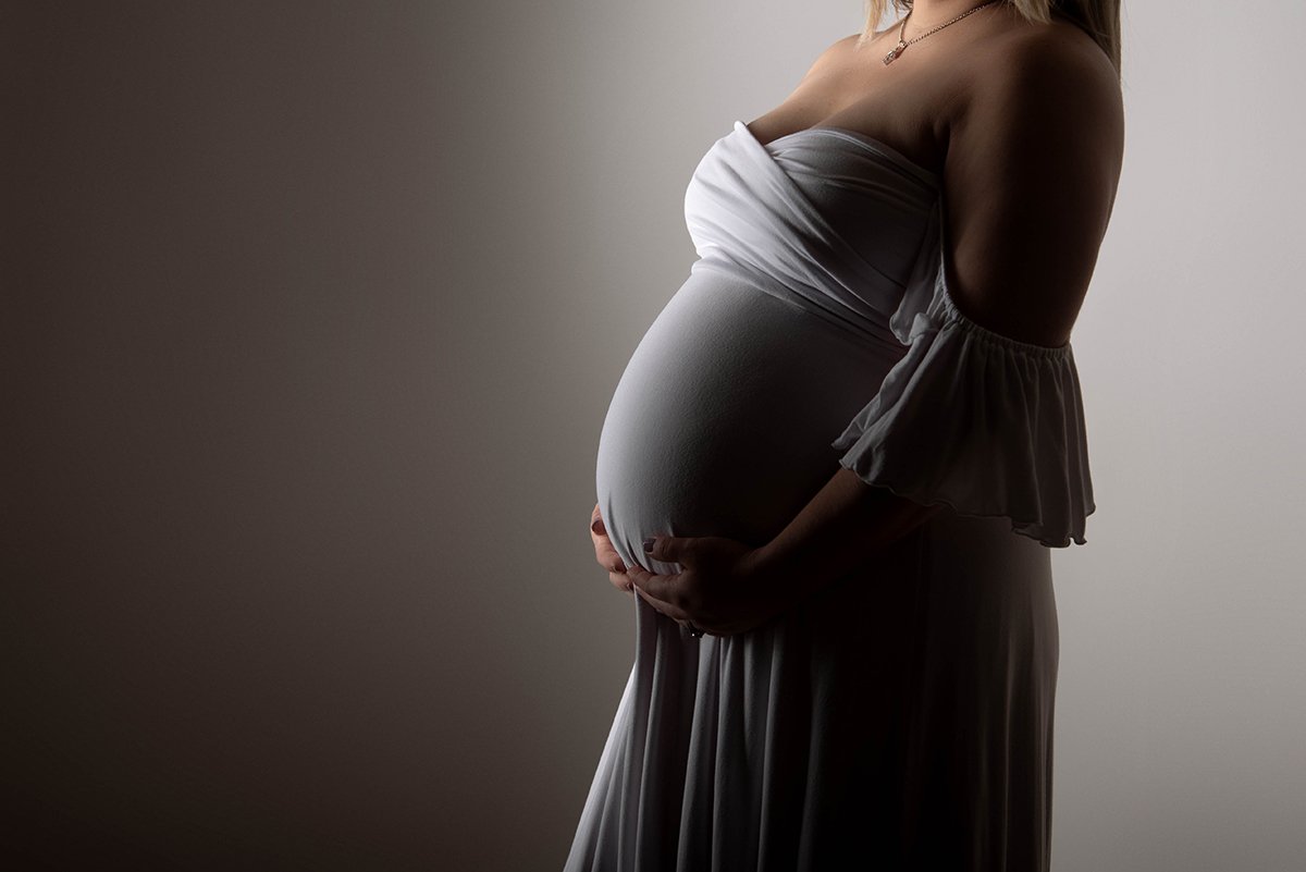 maternity-pregnancy-photographer-san-juan-puerto-rico-white-dress-gown-droop-sleeve-fotografa-maternidad-embarazo-22.jpg