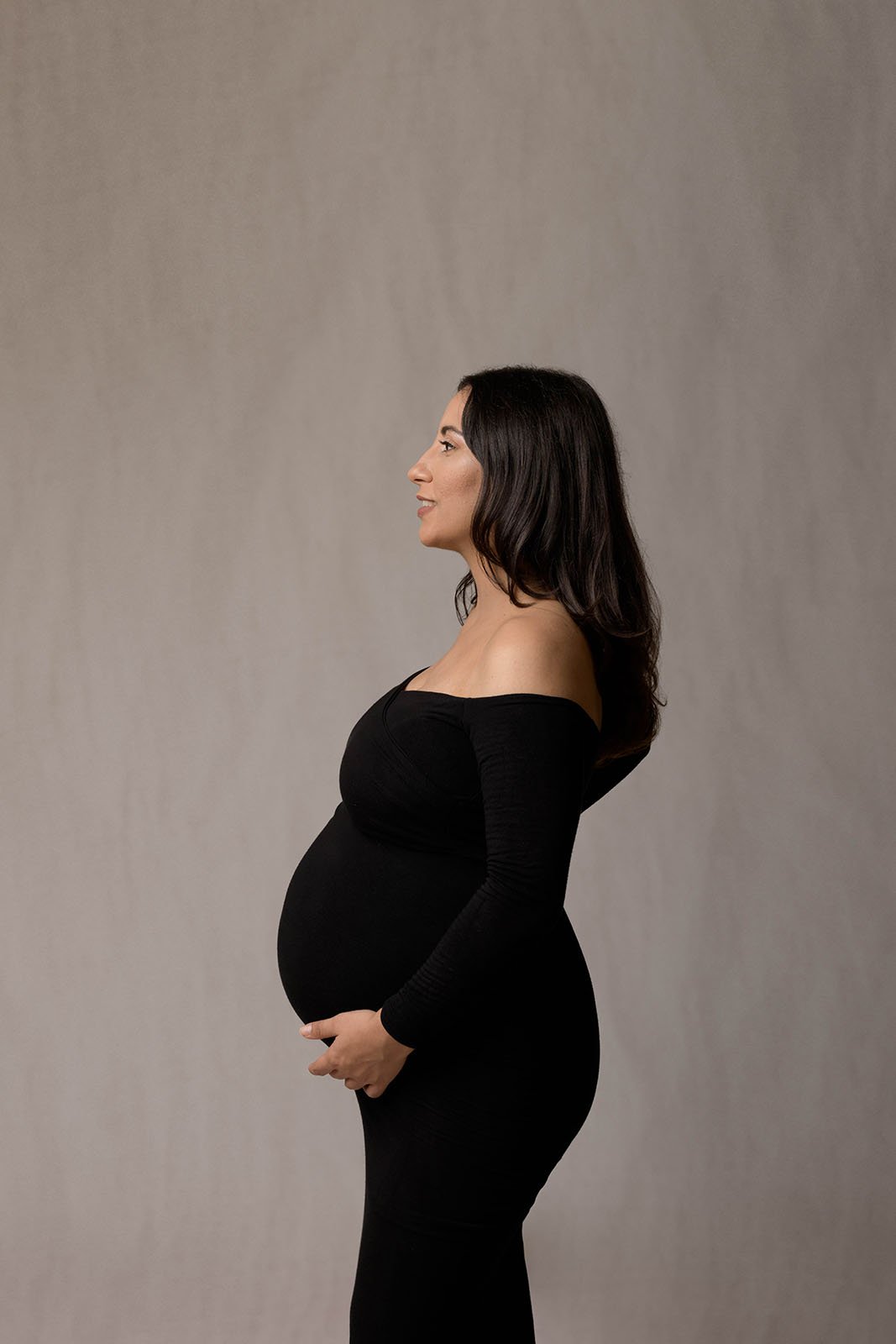 maternity-pregnancy-photographer-san-juan-puerto-rico-black-dress-gown-long-sleeve-fotografa-maternidad-embarazo-17.jpg