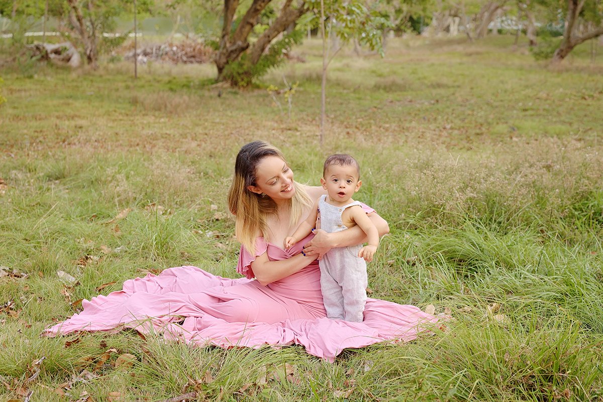 maternity-pregnancy-photographer-san-juan-puerto-rico-pink-rose--dress-gown-droop-sleeve-fotografa-maternidad-embarazo-02.jpg