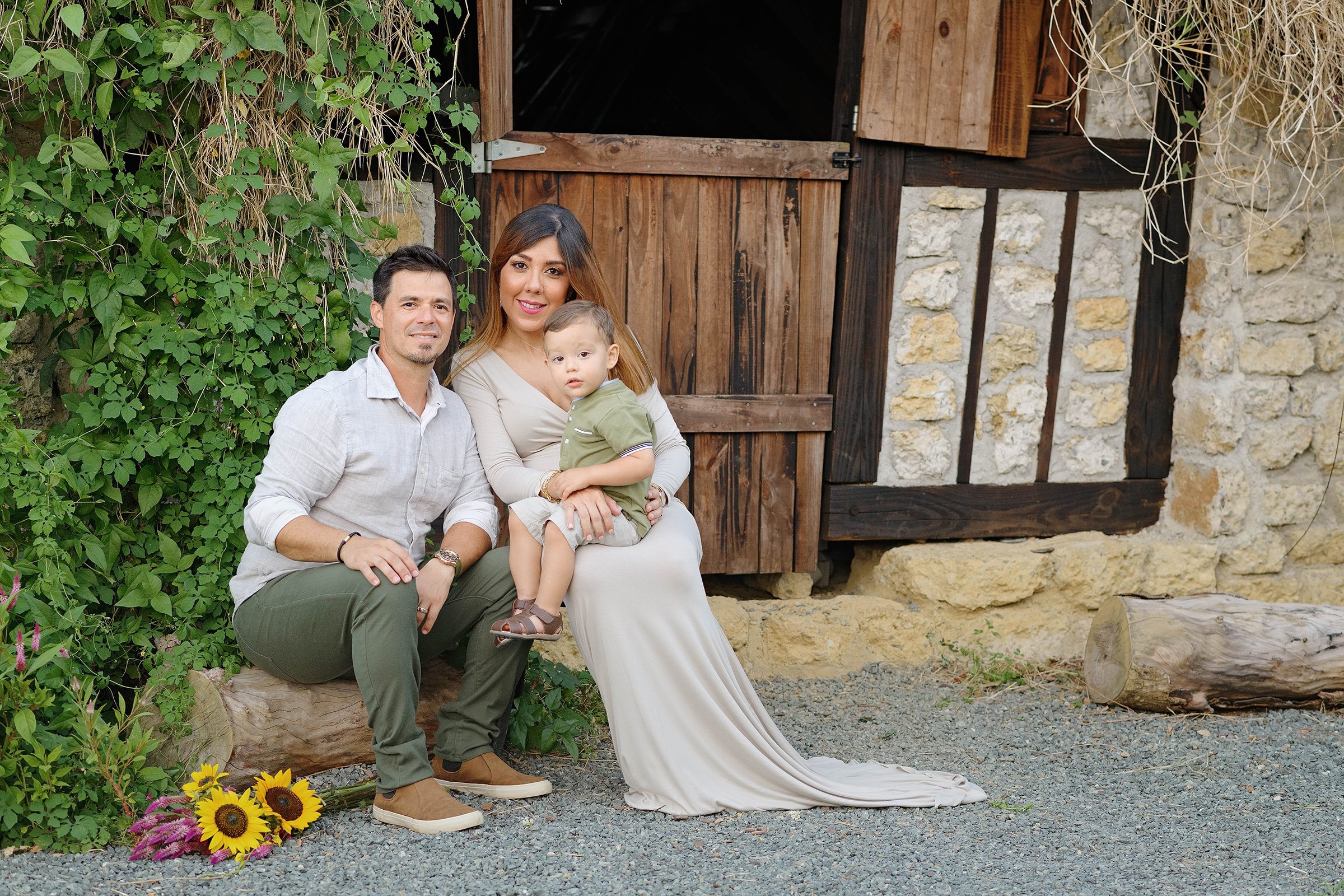 maternity-pregnancy-photographer-san-juan-puerto-rico-sand-dress-gown-long-sleeve-fotografa-maternidad-embarazo-03.jpg