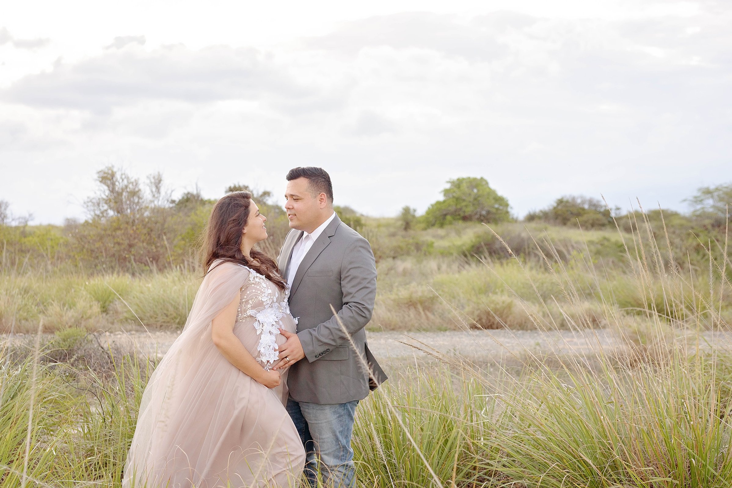 maternity-pregnancy-photographer-san-juan-puerto-rico-boho-mocha-dress-gown-short-sleeve-fotografa-maternidad-embarazo-05.jpg