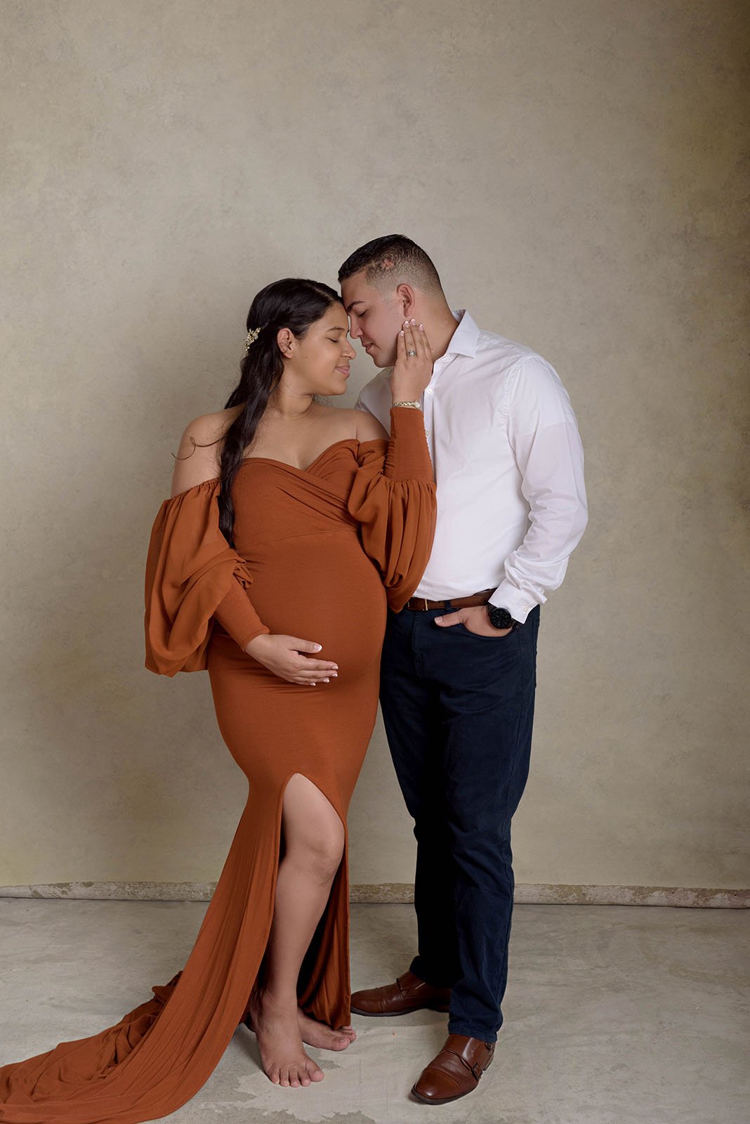 maternity-pregnancy-photographer-san-juan-puerto-rico-orange-dress-gown-long-sleeve-fotografa-maternidad-embarazo-03.jpg