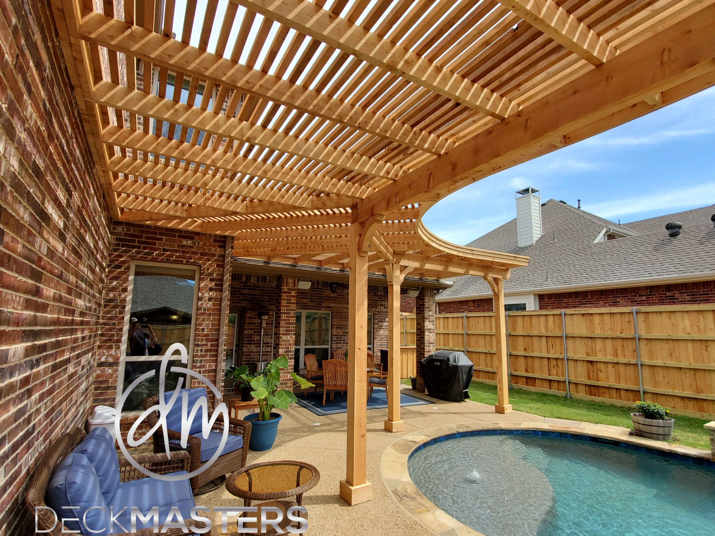 Curved Pergola / Arbor in Country Ridge Estates, Wylie TX