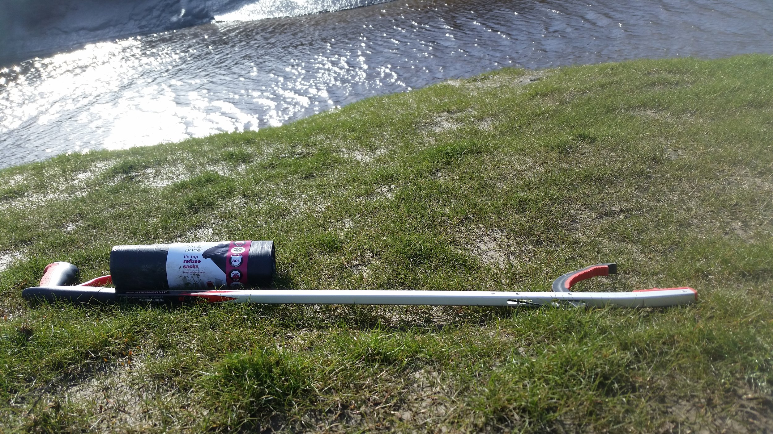 An unused litter picker and unopened role of litter bag. A good days work.