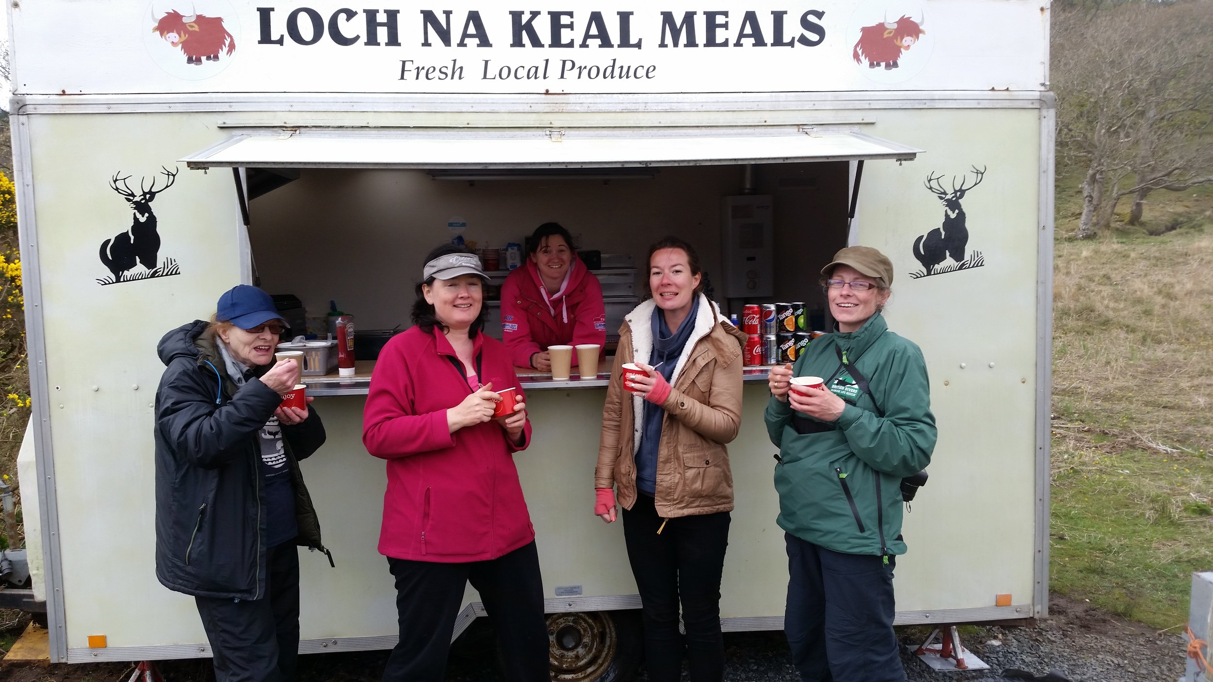 Cathy, Marie, Caroline, Ellie and Janie enjoying the amazing lentil soup and a well earned (sustainable) cuppa!