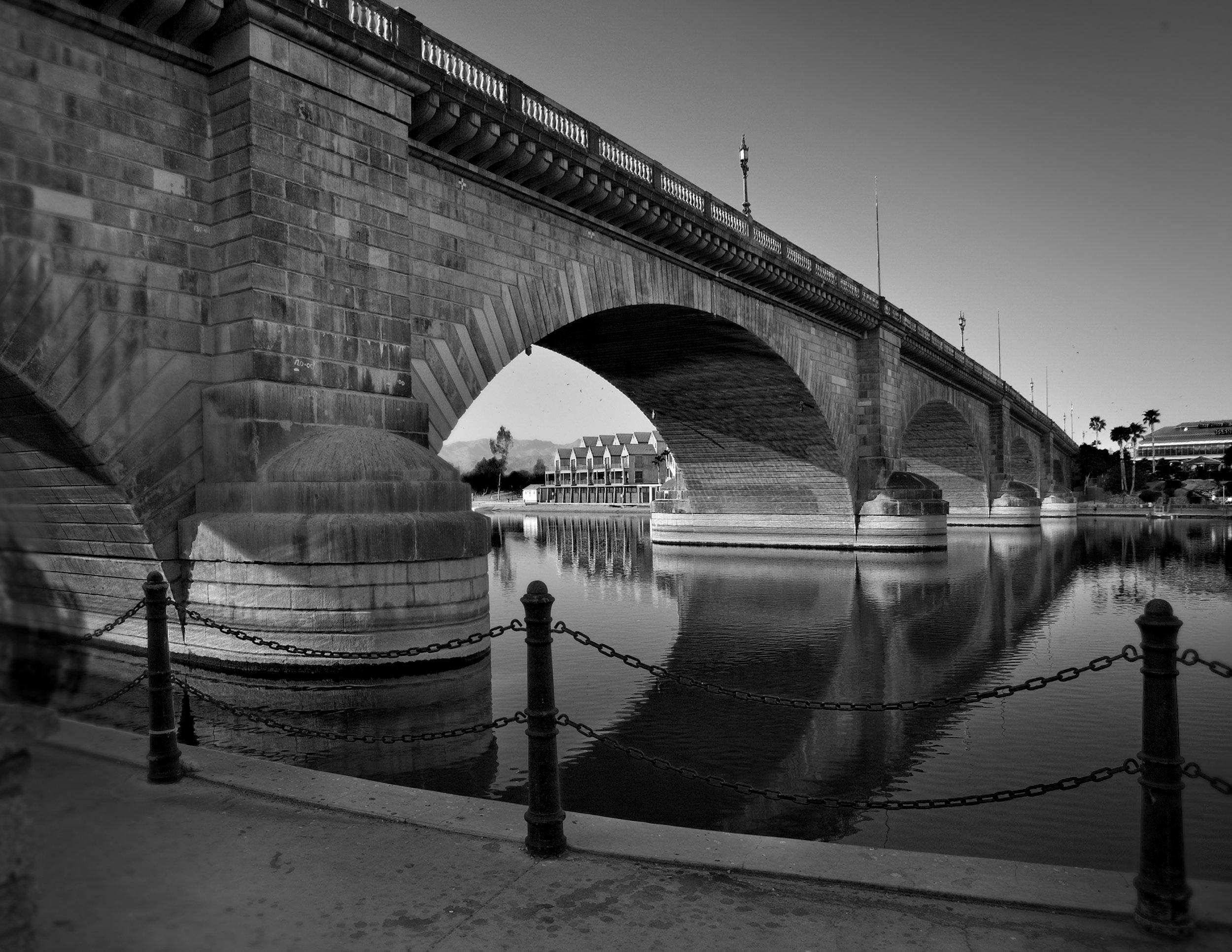 london bridge 1.jpg