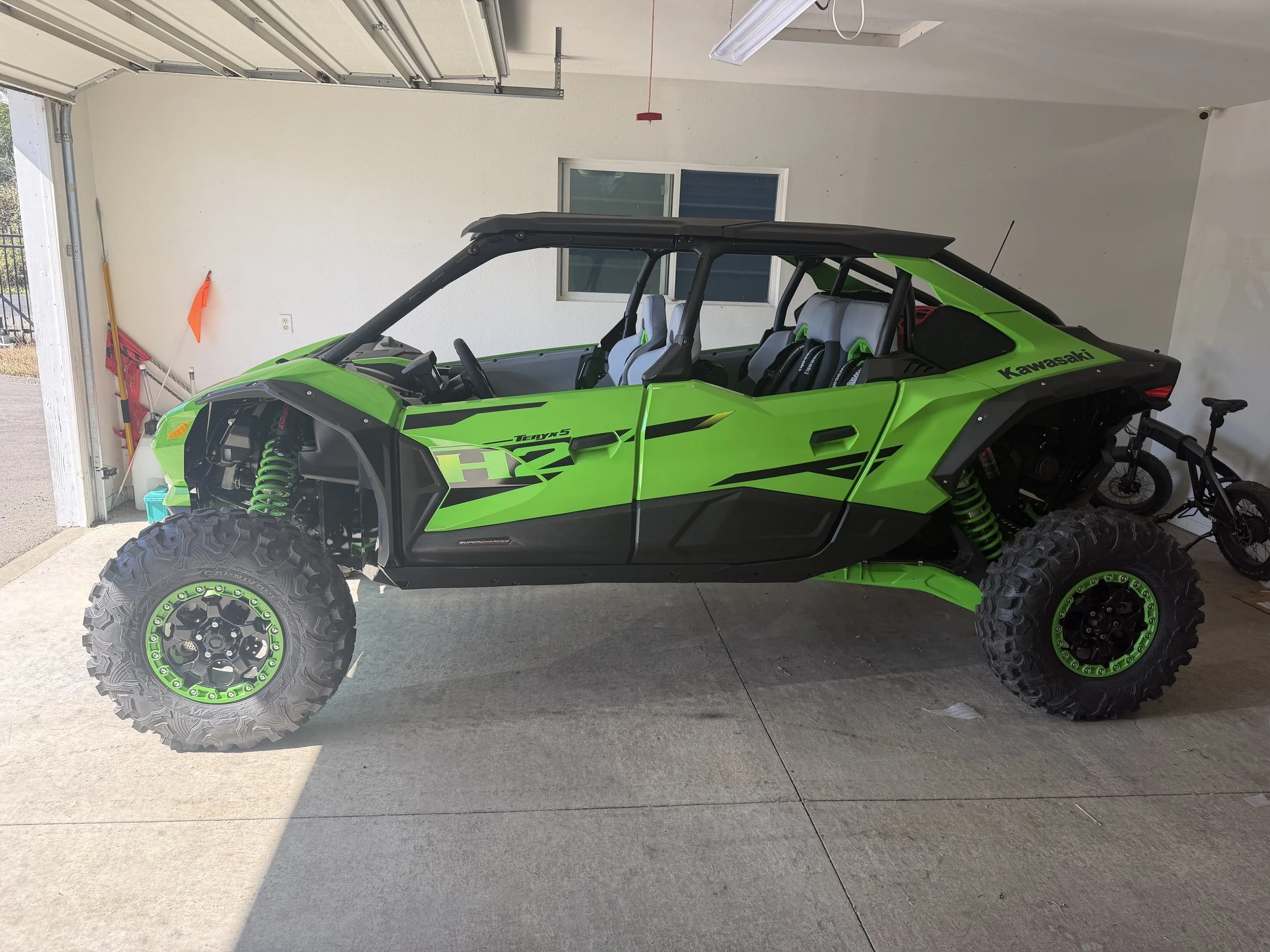 2026 Kawasaki Teryx 5 H2 Deluxe eS