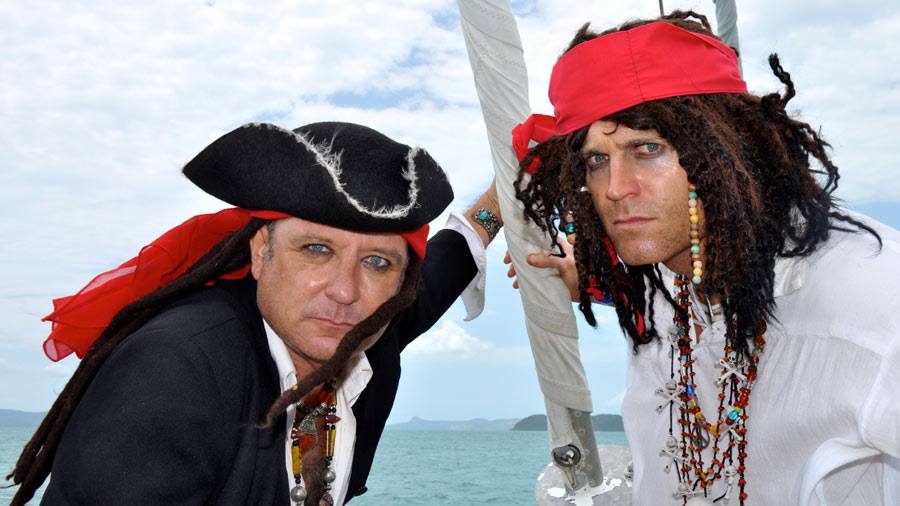 Pirates of the Whitsundays! The Living Room Season 4 Episode 13